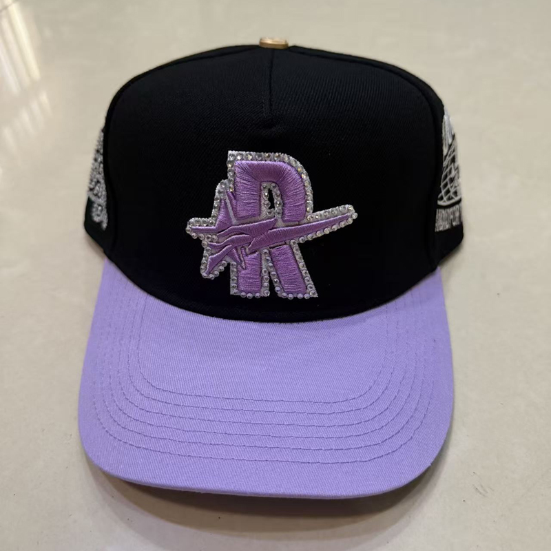 Contrast Brim 3D Embroidered R - Baseball Cap Fitted 评论和价格