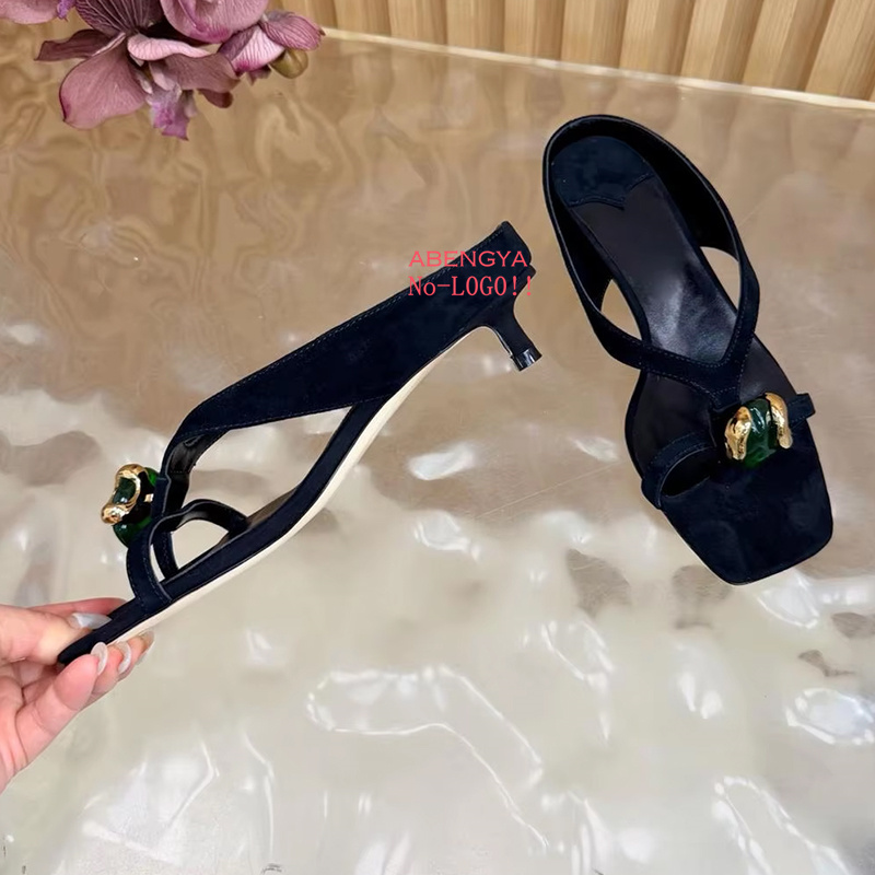 2026 Summer New Suede Slippers - Street Fashion Clothing 评论和价格