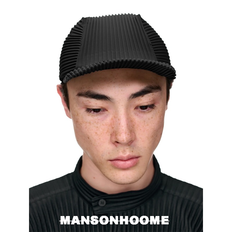 Miyake Pleated Men's Duckbill  - Baseball Cap Fitted 评论和价格